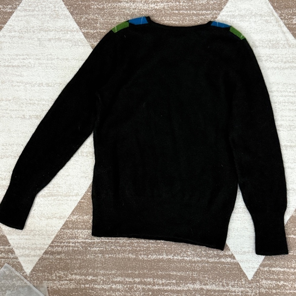 Apt. 9 Cashmere Argyle V-Neck Sweater - Picture 10 of 11
